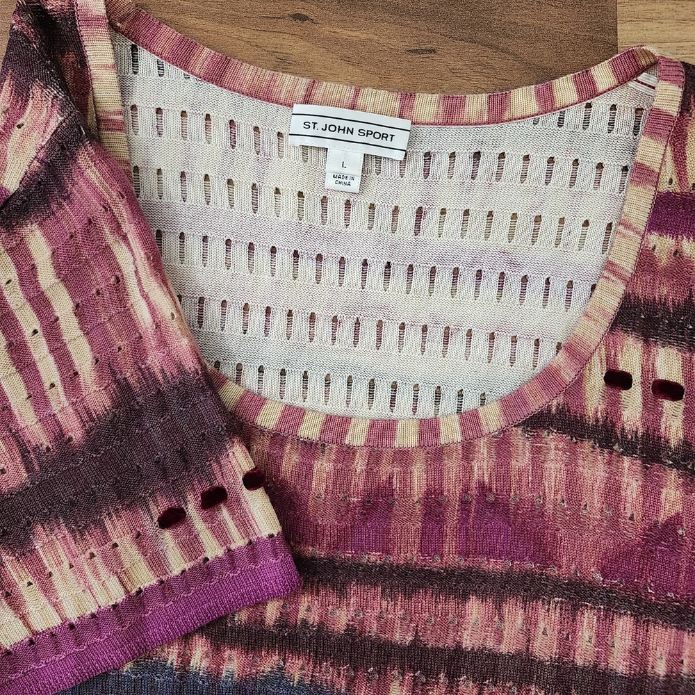 ST.JOHN SPORT 100% WOOL ARTSY PIERCED SHORT SLEEVE MULTICOLOR SIZE LARGE
